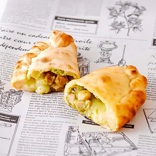 包み焼きピザ(バジル&チキン)